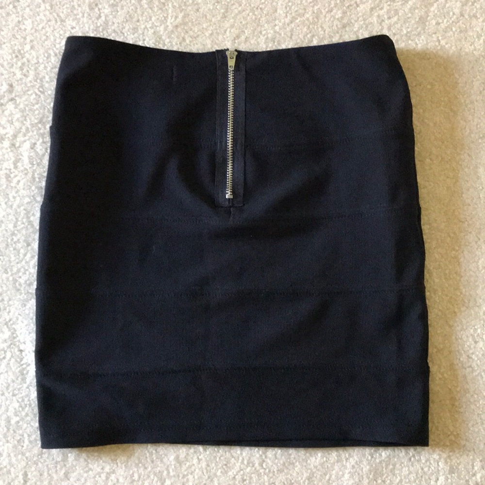 Black mini bodycon skirt